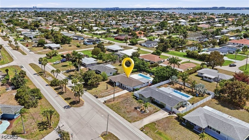 Seller will consider seller financing for qualified buyers - photo 4