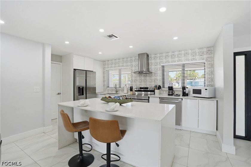 Seller will consider seller financing for qualified buyers - photo 10