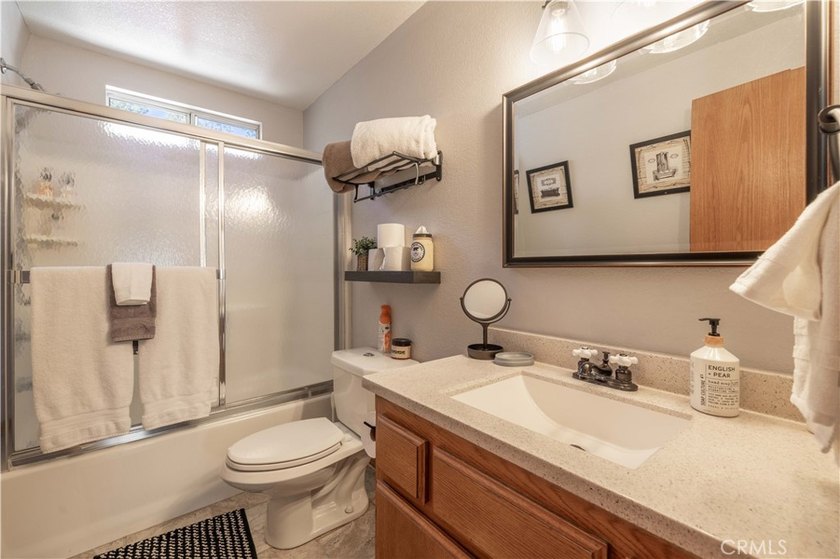 526 Catalina Rd - photo 8