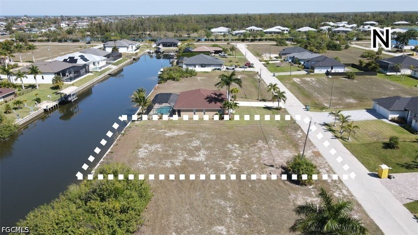 ***SEAWALL INSTALLED AND READY TO BE BUILT***Situated along a - photo 4