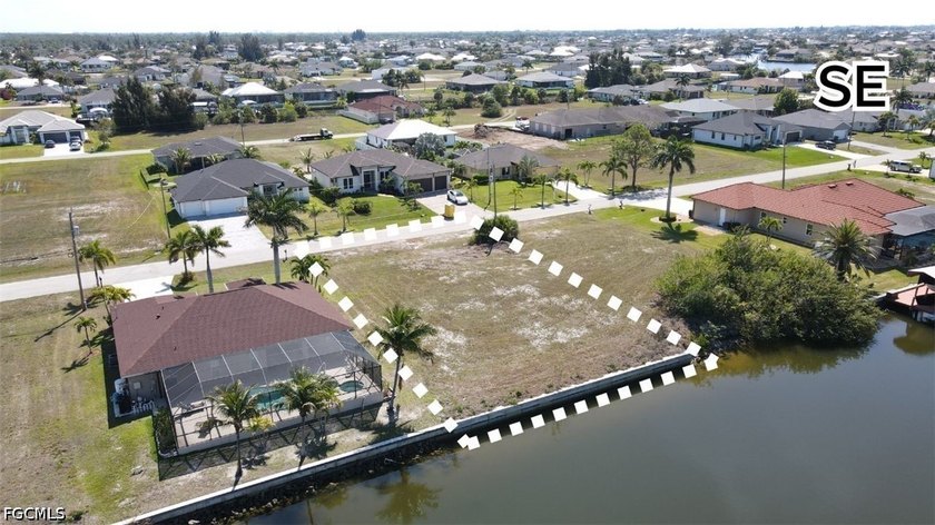 ***SEAWALL INSTALLED AND READY TO BE BUILT***Situated along a - photo 7