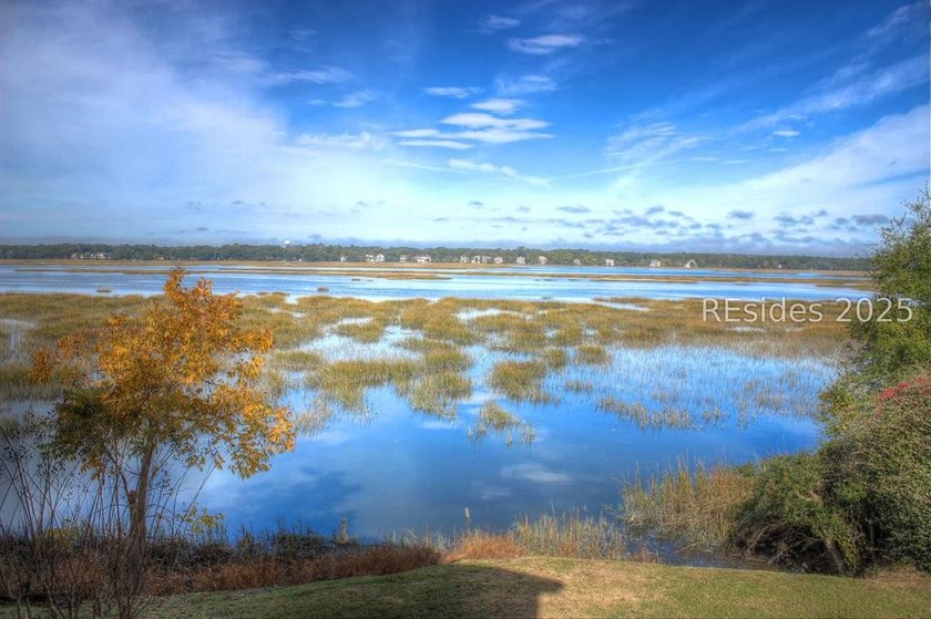 Beautifully maintained 2BR/2BA Newport villa with expansive - photo 26