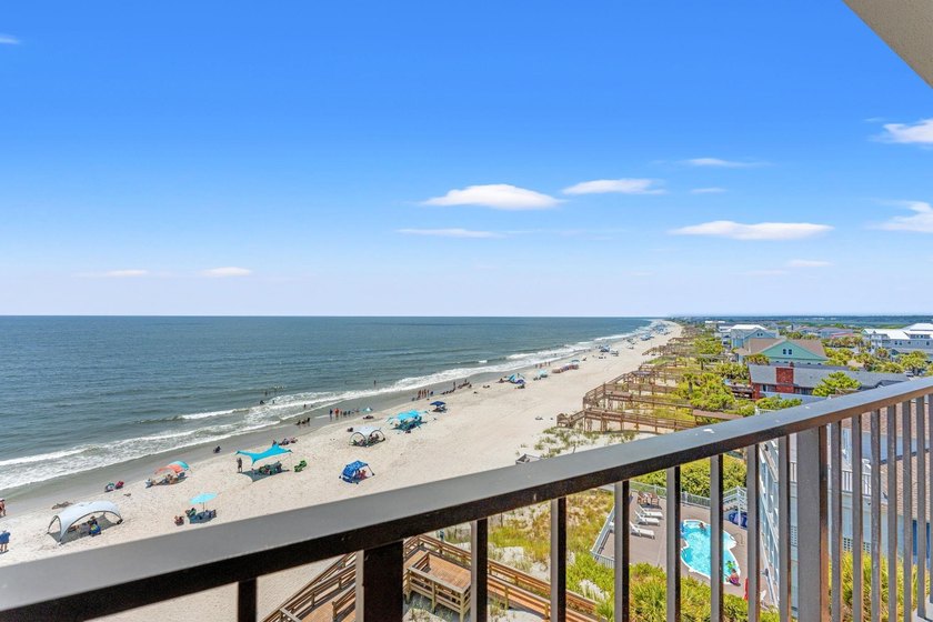 This oceanfront, fully furnished condo is located on the 7th - photo 4