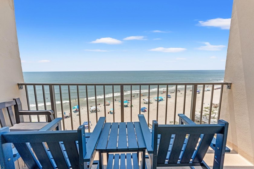 This oceanfront, fully furnished condo is located on the 7th - photo 6