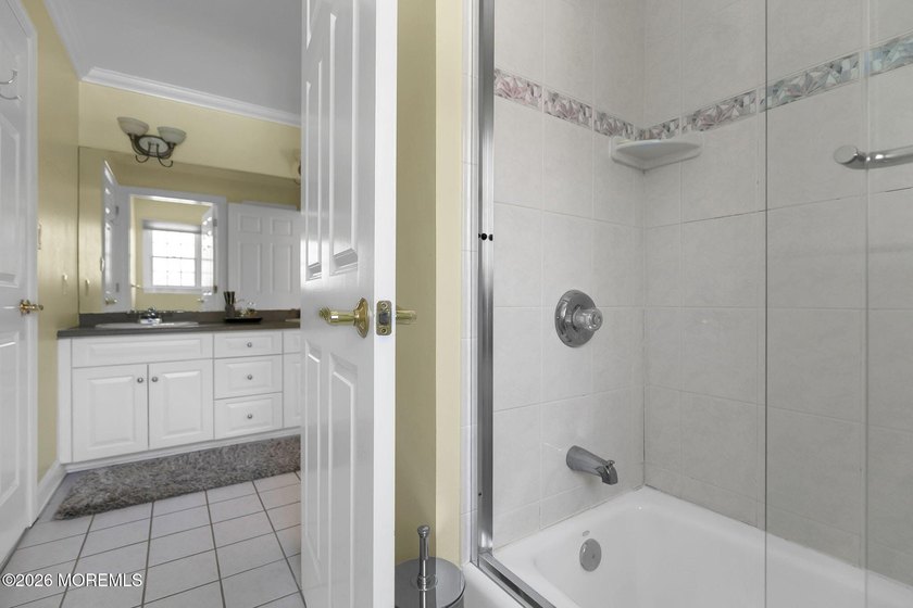 THE ULTIMATE PRIVATE RESORT. Handsome Colonial estate set on 2 - photo 25