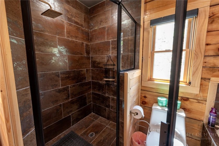 New custom log cabin on Sugar Mountain offering the perfect - photo 28