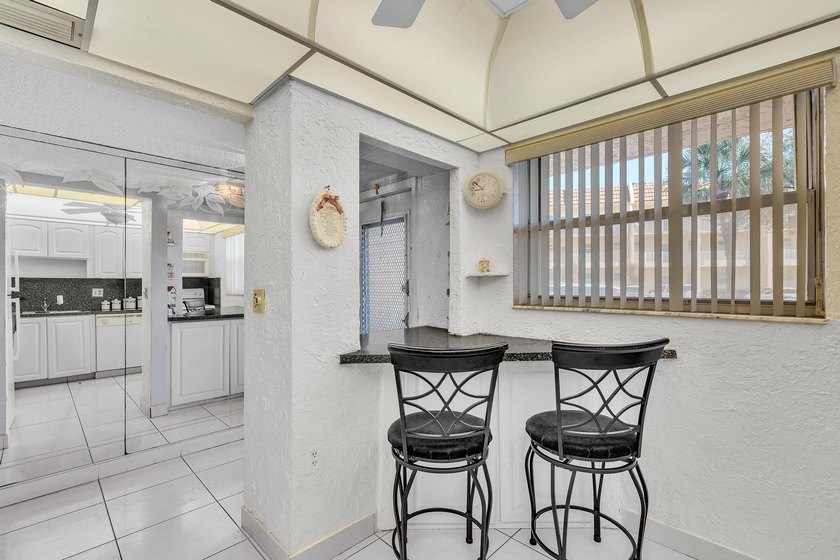 Enjoy life in this well-maintained 55+ community of Royal Park - photo 8