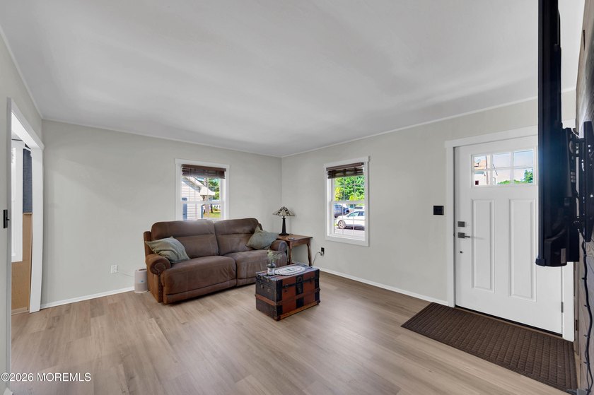 Charming 2BR/1BA home in desirable New Egypt! This freshly - photo 9