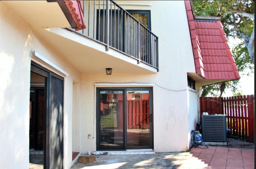 This beautiful property count with hurricane- impact windows and - photo 4