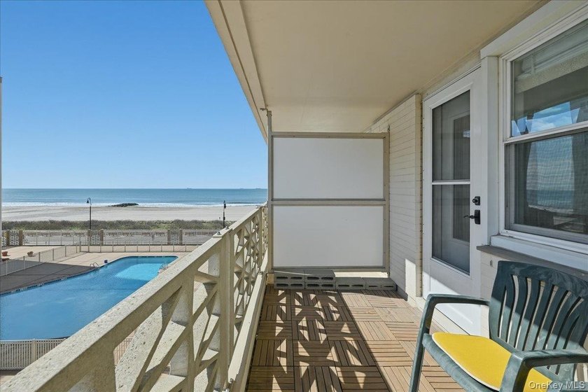 Oceanfront Living at its Finest! Turn-key 1BR/1BA cooperative in - photo 27