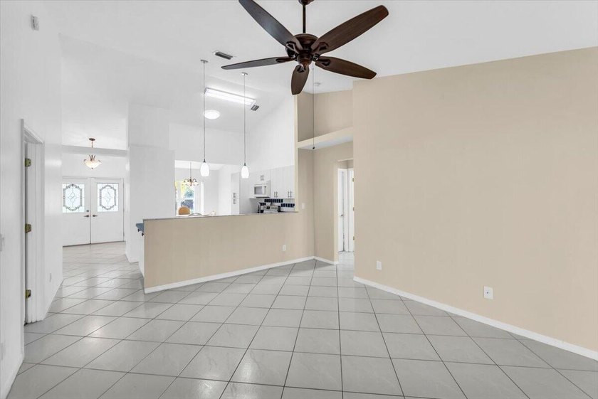 Welcome to Kings Isle, one of Pt St Lucie's most desired, active - photo 29