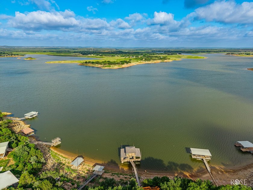 Welcome to your West Texas paradise. This home was completely - photo 39