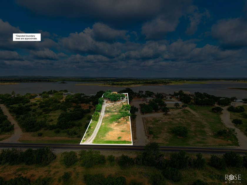 Welcome to your West Texas paradise. This home was completely - photo 44