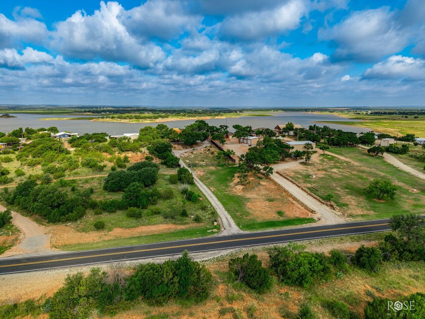 Welcome to your West Texas paradise. This home was completely - photo 46