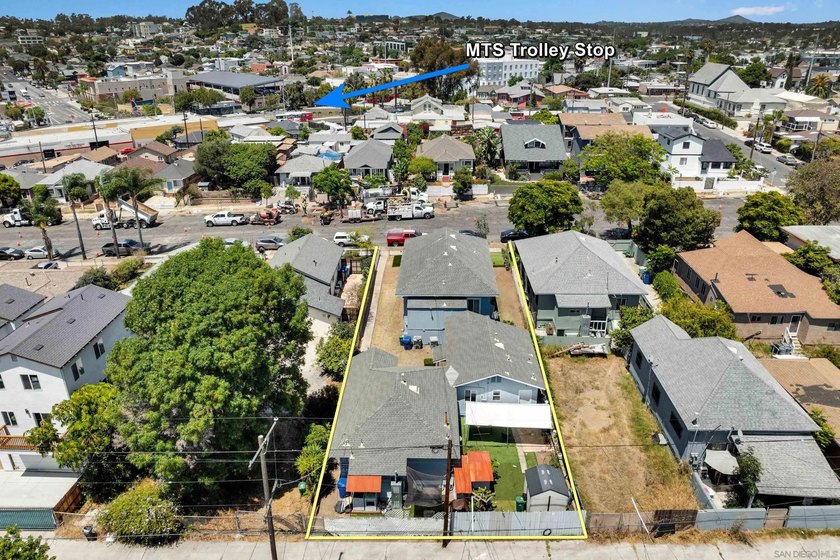 Rare triplex opportunity on a 7,512 sq. ft. lot featuring one - photo 9
