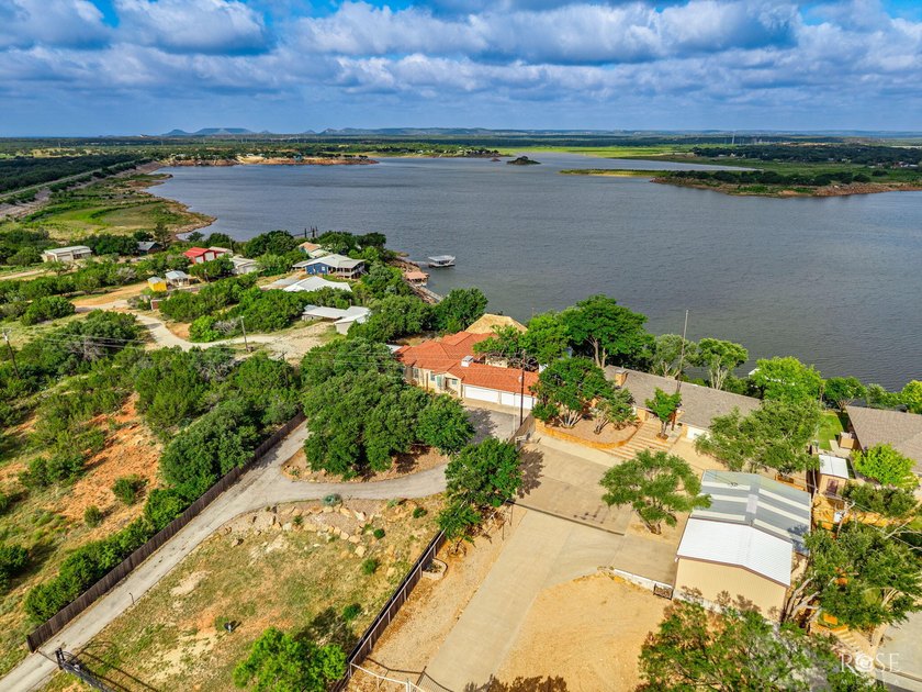 Welcome to your West Texas paradise. This home was completely - photo 50