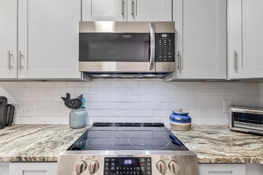 Discover this beautifully renovated first-floor end-unit condo - photo 6