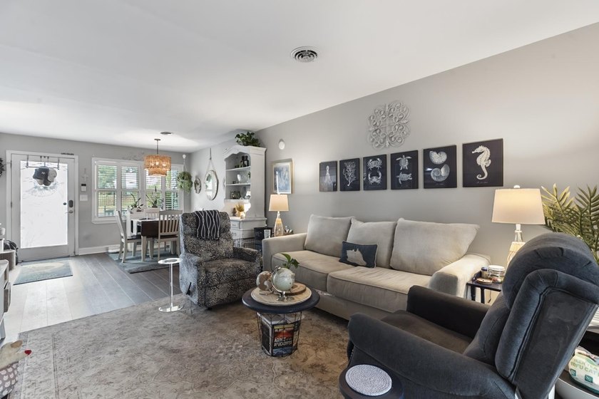 Welcome to Lake Homes, nestled in the highly desirable community - photo 4