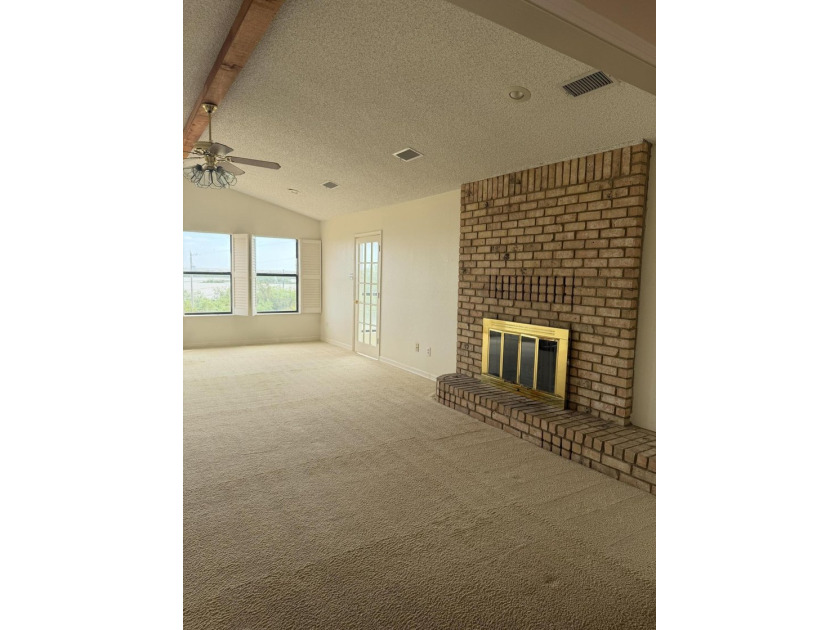 Welcome to Lake Nasworthy. This lake front property has a 3/2 - photo 13