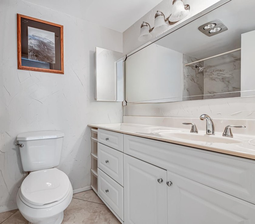 Turnkey Living at its Finest! This beautifully maintained - photo 37