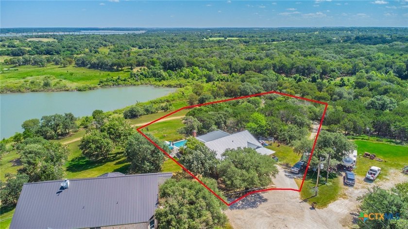 One of a kind Lake Belton property, 1.7 acres with access to the - photo 9