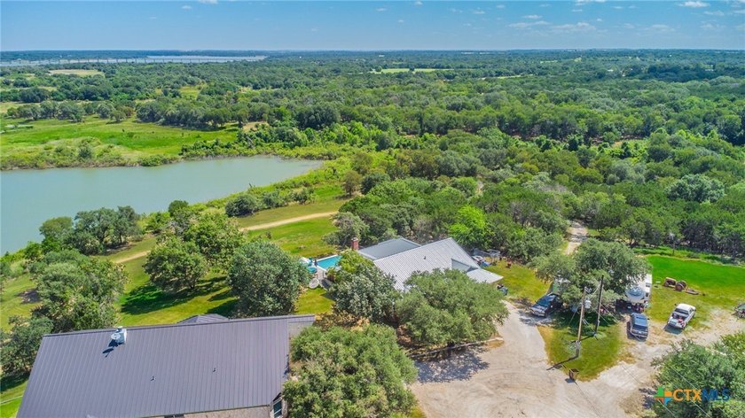 One of a kind Lake Belton property, 1.7 acres with access to the - photo 10