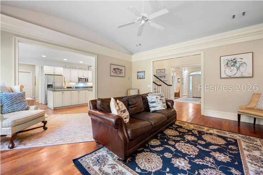 Welcome to 3 Wood Duck Court, a gracious island residence tucked - photo 21