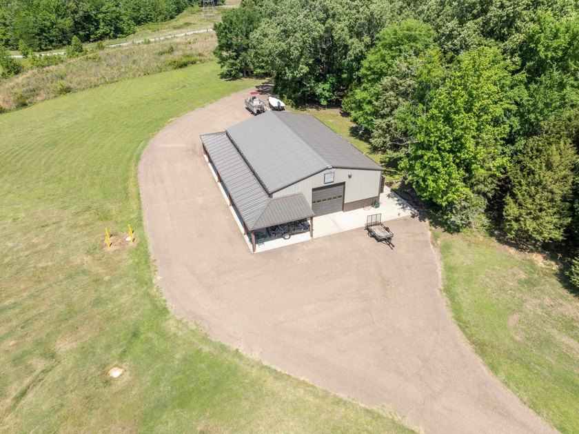 Custom estate property located on 8.67 acres in the heart of - photo 39