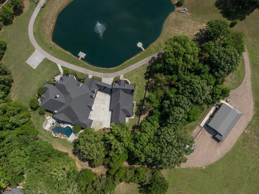Custom estate property located on 8.67 acres in the heart of - photo 40