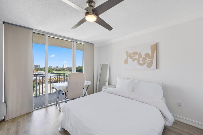 Welcome to Unit 609 at Palmetto Place, a beautifully maintained - photo 17