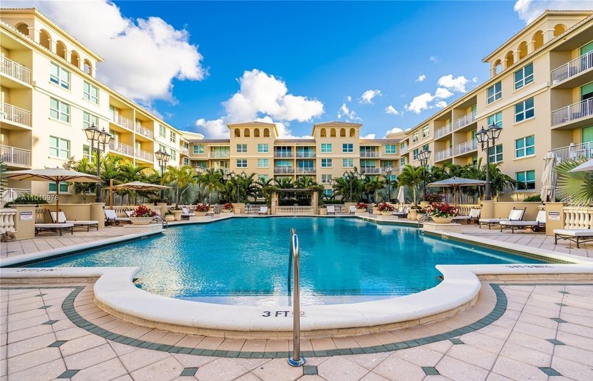 Welcome to Unit 609 at Palmetto Place, a beautifully maintained - photo 22