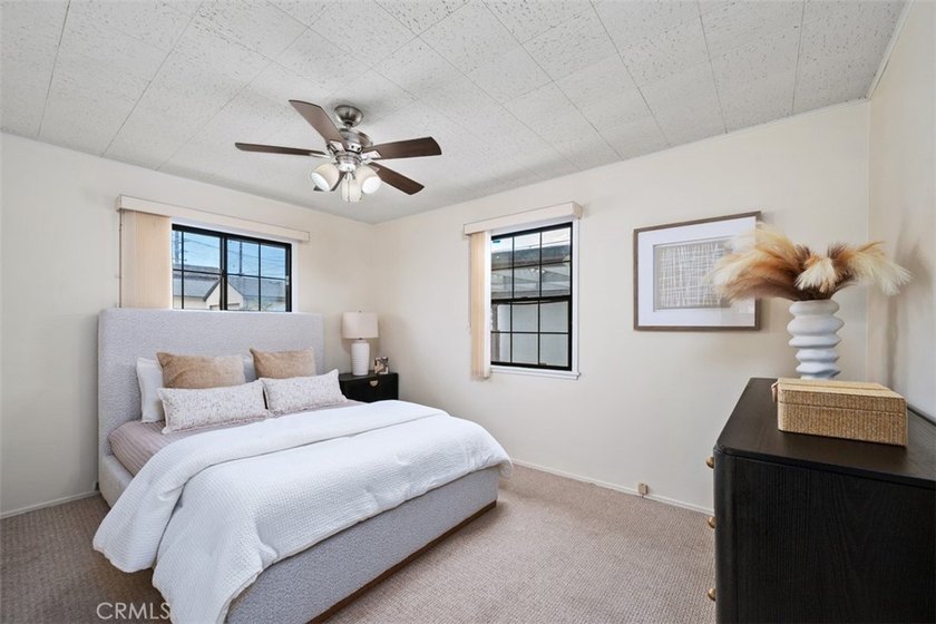 Welcome to 5209 Sepulveda Blvd, a charming 3-bedroom, 2-bath - photo 28