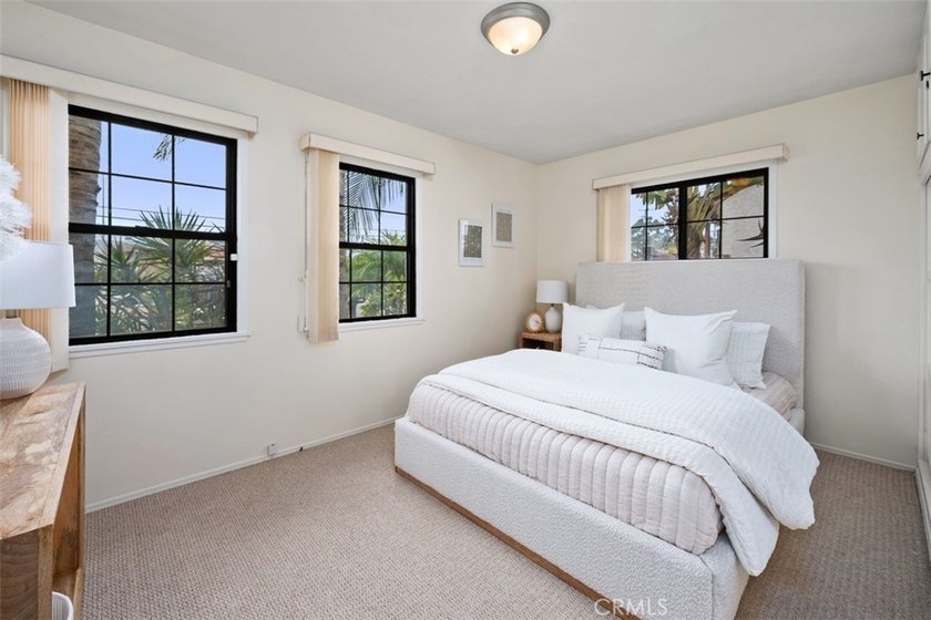 Welcome to 5209 Sepulveda Blvd, a charming 3-bedroom, 2-bath - photo 30