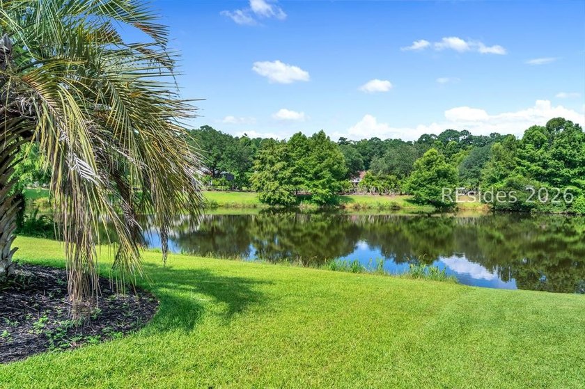 Beautifully maintained Dogwood model situated on a .25-acre lot - photo 36