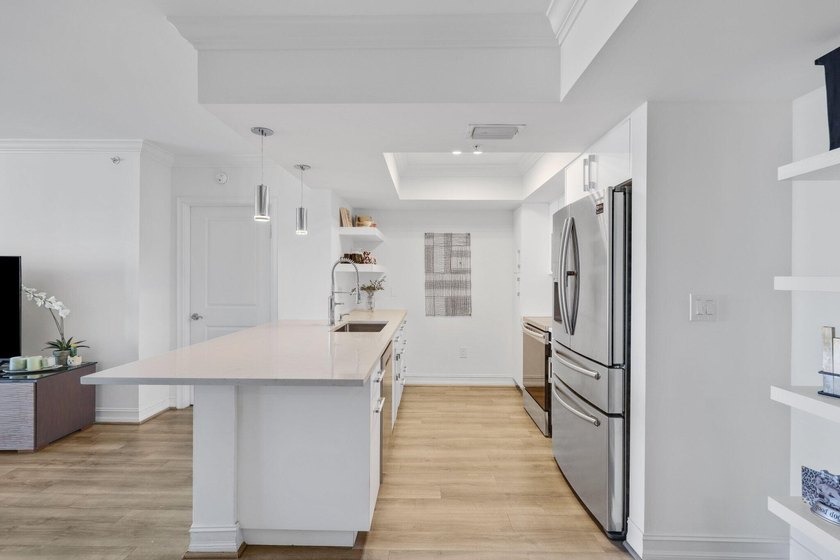 Welcome to Unit 609 at Palmetto Place, a beautifully maintained - photo 49