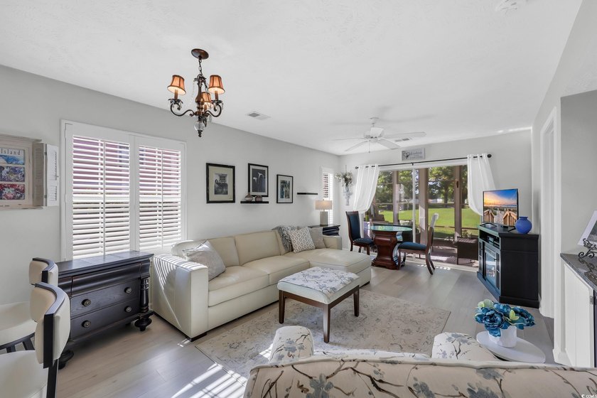 If you are looking for a turnkey, fully furnished condo with a - photo 3