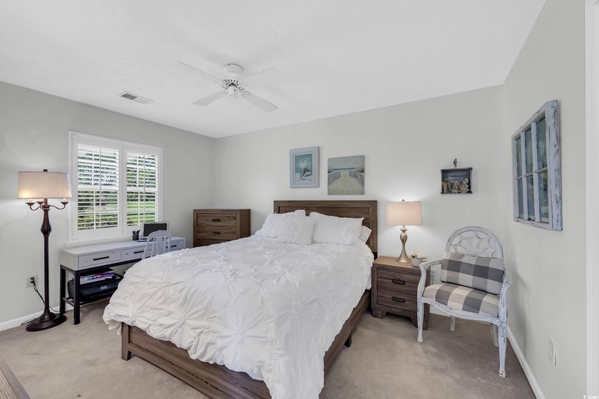 If you are looking for a turnkey, fully furnished condo with a - photo 5
