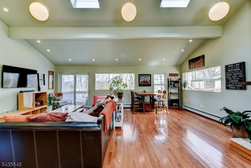 If you've been yearning for the tranquility of a lake home - photo 11