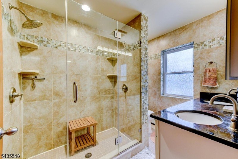 If you've been yearning for the tranquility of a lake home - photo 18
