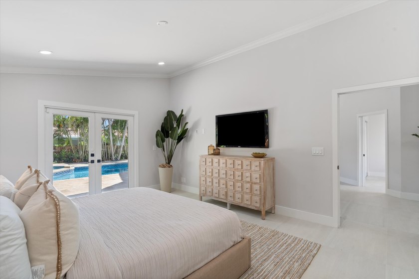 Located in the highly coveted subdivision of Boca Villas, this - photo 24