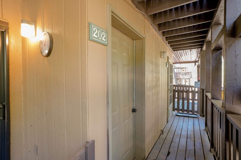 Location, Location, Location! This stylish second-floor - photo 4