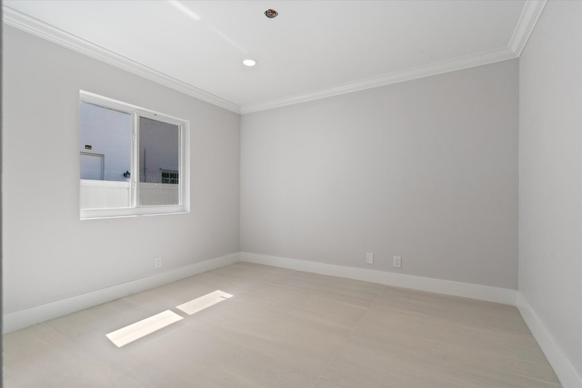 Located in the highly coveted subdivision of Boca Villas, this - photo 29