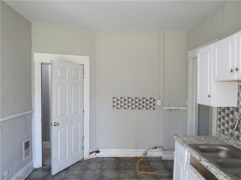 Exceptional investment opportunity in Cleveland's growing - photo 9