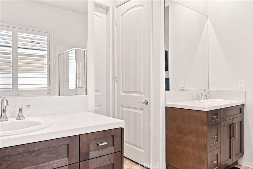 Welcome to this beautifully maintained 2017-built single-story - photo 11