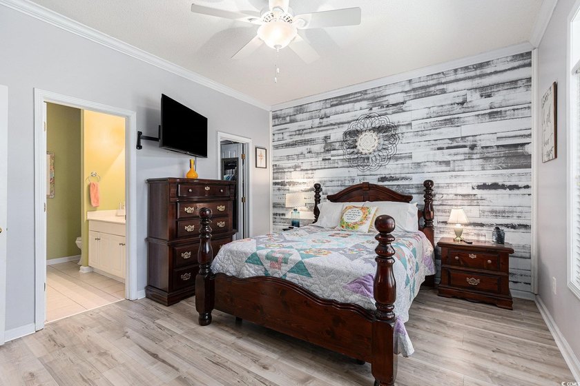 Recently updated 3-bedroom, 2.5 bath townhome located in the - photo 9