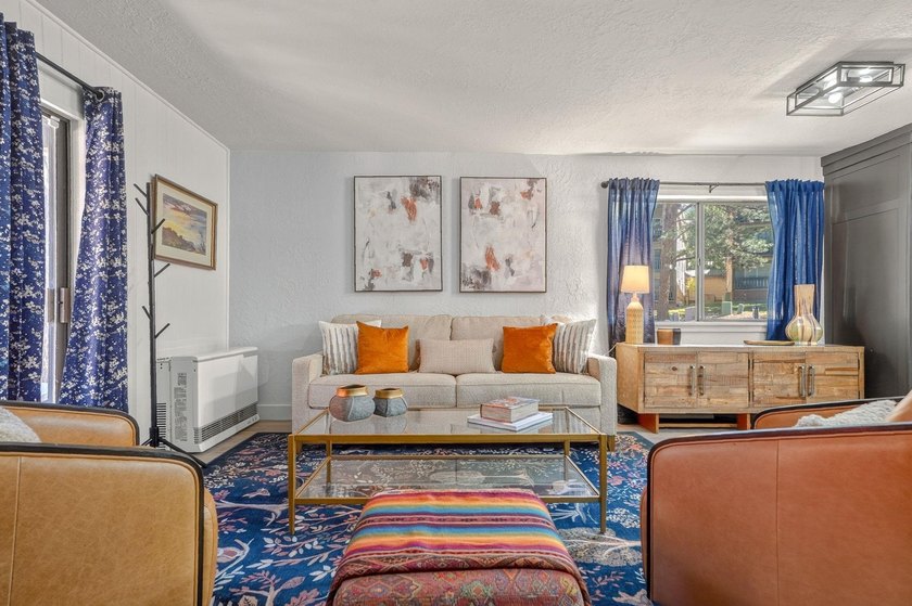 Completely updated and meticulously remodeled from top to bottom - photo 4