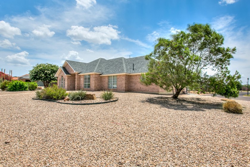 Welcome to this beautifully updated 3-bedroom, 2-bath home in - photo 37