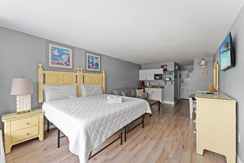 Welcome to Unit 1106 at The Landmark Resort, a beautifully - photo 4