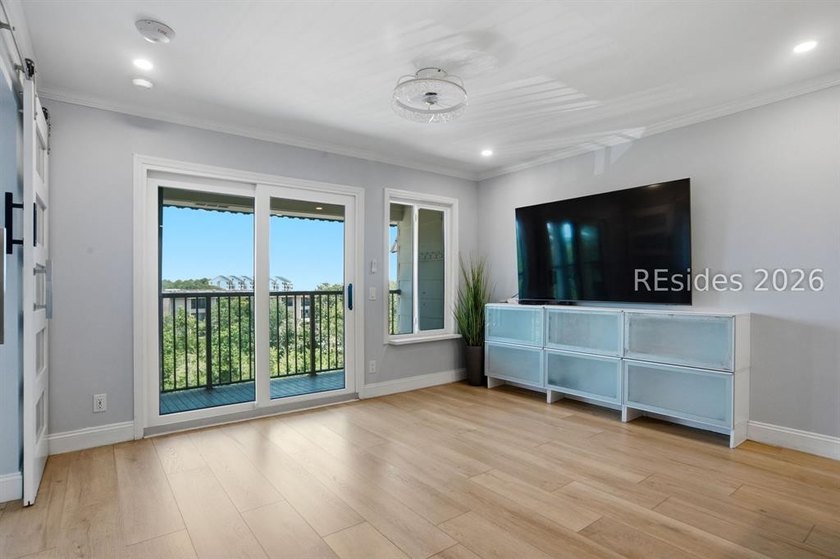 Unlike any Admiral's Row villa you've seen before, this - photo 11