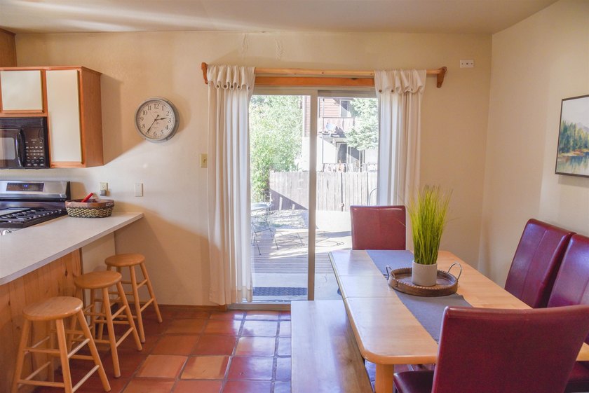 End-unit triplex home with 2 bedrooms, 2.5 bathrooms, and 1,156 - photo 9